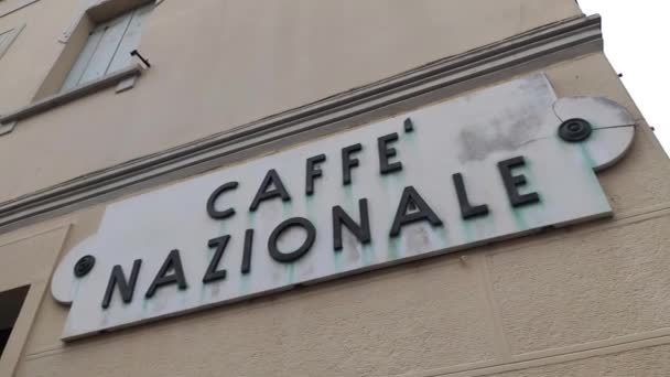 Υπογραφή Caffe Nazionale στο Rovigo, Ιταλία — Αρχείο Βίντεο