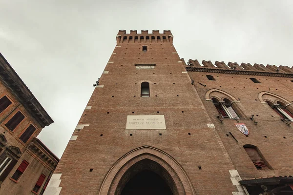 Detail Des Turms Des Rathauses Ferrara Italien — Stockfoto