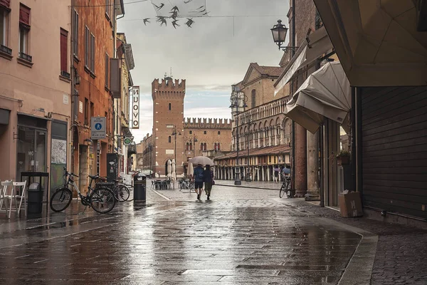 Ferrara Italië Juli 2020 Ferrara Steeg Met Uitzicht Het Kasteel — Stockfoto