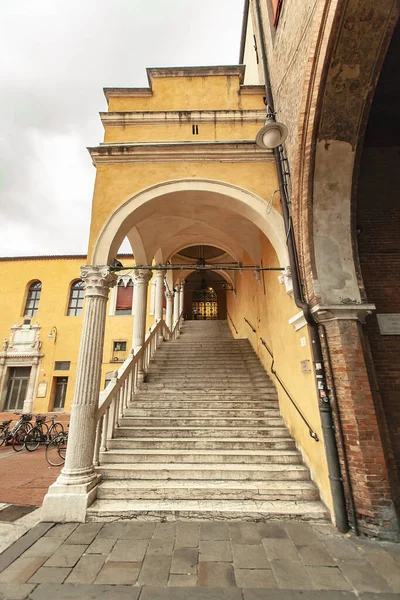 Ferrara Itália Julho 2020 Scalone Onore Ferrara Uma Famosa Escadaria — Fotografia de Stock