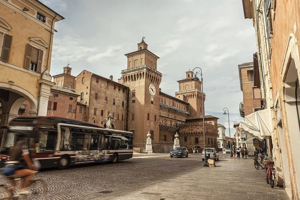 Ferrara Italië Juli 2020 Evocatief Uitzicht Het Kasteel Van Ferrara — Stockfoto