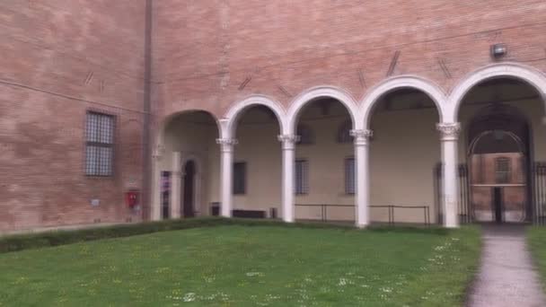 Detail des Innenraums des Palazzo dei Diamanti in Ferrara 2 — Stockvideo