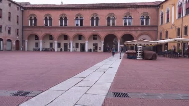 Vista de Piazza del Municipio en Ferrara en Italia 11 — Vídeos de Stock