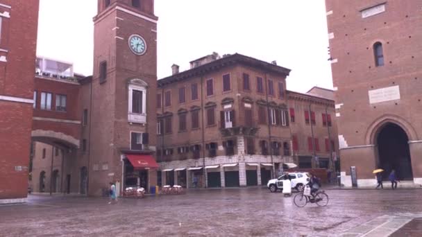 Piazza del municipio en Ferrara en Italia 4 — Vídeo de stock