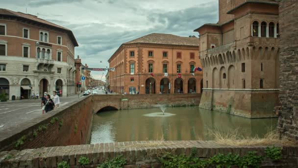 Broll detail van Ferrara 's kasteel in Italië 3 — Stockvideo