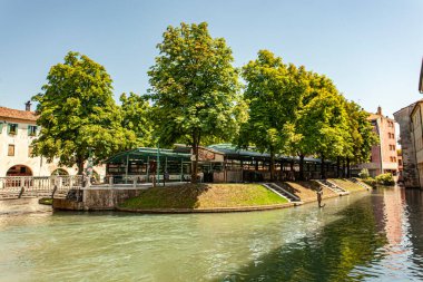 Isola della pescheria, İngilizce balık pazarı adası, Treviso, İtalya