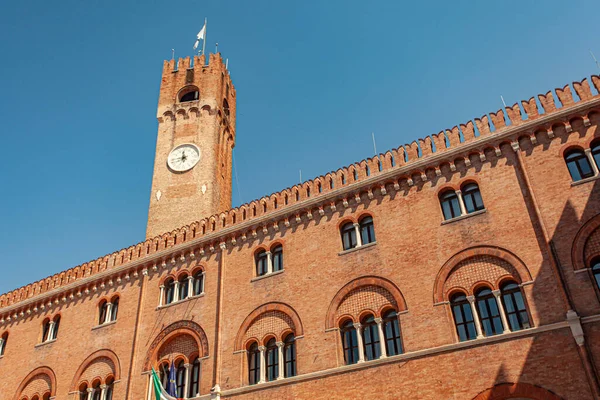 Torre Relógio Torre Civica Italiano Treviso Itália Dia Ensolarado — Fotografia de Stock