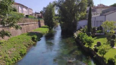 Treviso 'daki Buranelli nehrinin manzarası