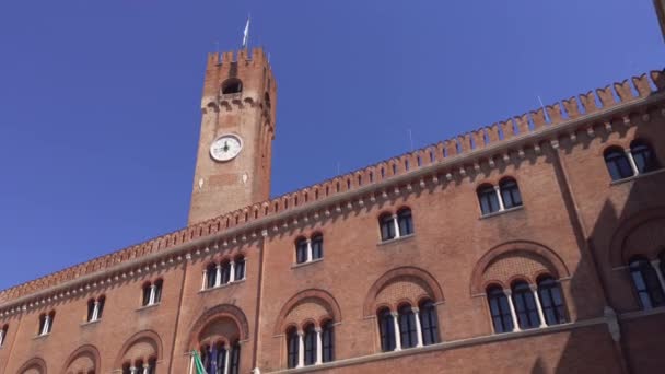 Piazza dei Signori in Treviso in Italy 6 — Stock Video