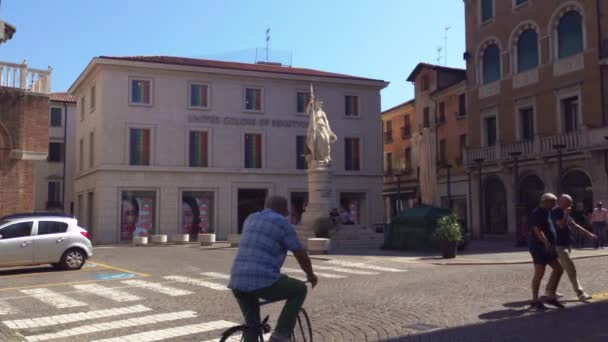 Piazza della Liberta w Treviso 8 — Wideo stockowe