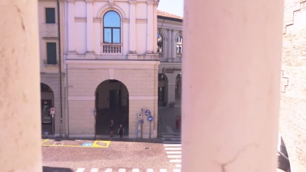 Detail of the handrail of Palazzo dei Trecento in Treviso 2 — стокове відео