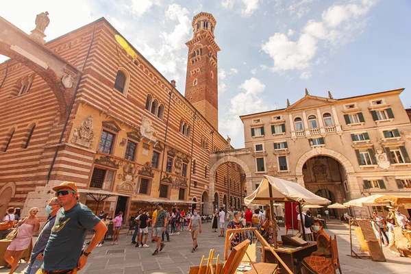 Verona Italy Σεπτεμβριου 2020 Άποψη Της Piazza Dei Signori Στη — Φωτογραφία Αρχείου