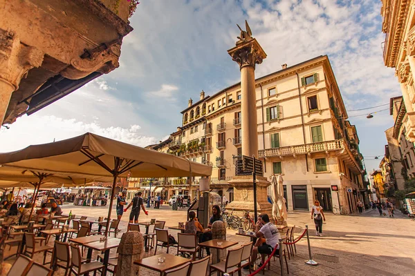 Verona Italië September 2020 Zicht Piazza Delle Erbe Verona Italië — Stockfoto