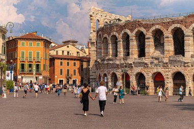 VERONA, İTALYA 10 EYLÜL 2020: İtalya 'daki Verona Arenası