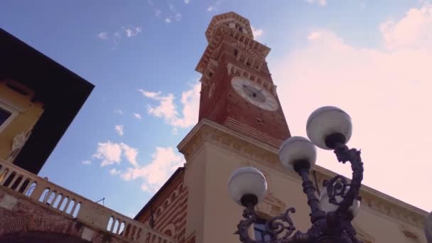 Tour Lamberti avec détail horloge — Video