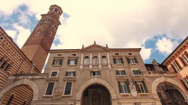 Tijdverloop van het Signori plein in Verona — Stockvideo