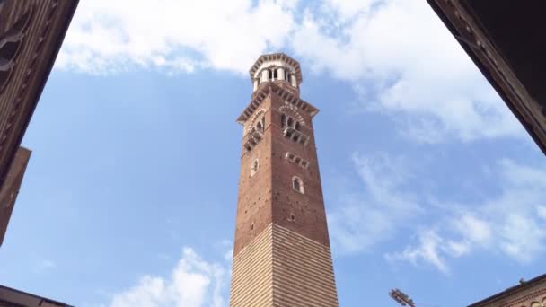 Palazzo della Regione con scala a Verona in Italia 4 — Video Stock