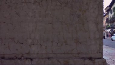 Verona, İtalya 'daki Piazza delle Erbe manzarası