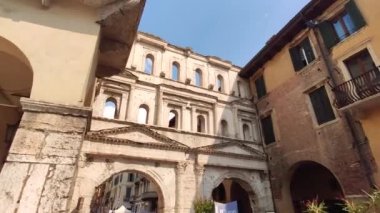 Verona 2 'de Porta Borsari