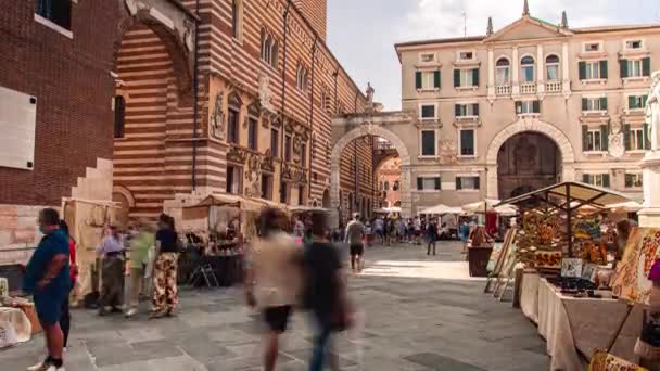 Zeitraffer-Ansicht der Piazza dei Signori in Verona in Italien 2 — Stockvideo