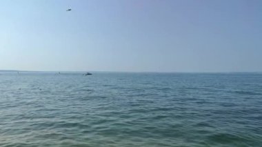 Bardolino 16 'dan İtalya' daki Garda Gölü manzarası