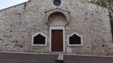 Bardolino 'daki San Severo Kilisesi, İtalya 5