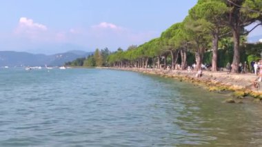 Lazise 2 'deki Garda Gölü Panoraması