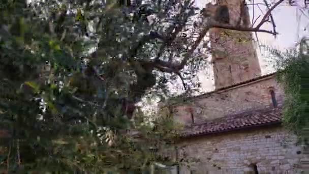 Kerk van San Severo in Bardolino in Italië — Stockvideo