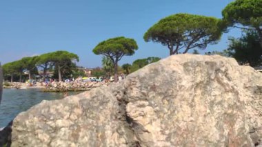 Lazise 2 'de Garda Gölü' ndeki plaj