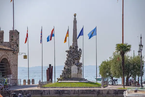 Lazise Talya Eylül 2020 Lazise Talya Daki Dogana Veneta Manzarası — Stok fotoğraf