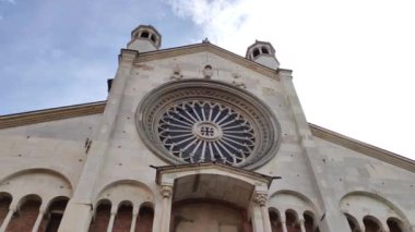 Modena 'nın İtalya' daki Duomo 'sunun mimari detayları