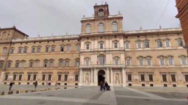 Modena 'daki Palazzo Ducale Sarayı, İtalya 4