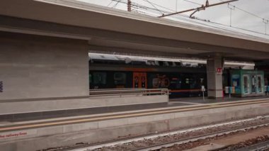 Tren istasyonu detayı 2