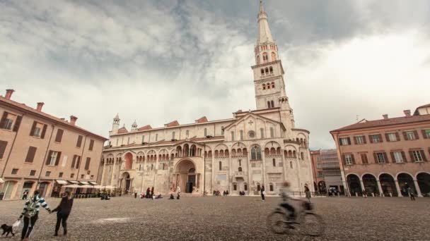 Time Lapse av Duomo av Modena vy — Stockvideo