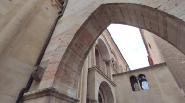 Modena oyun salonlarının ikilisi