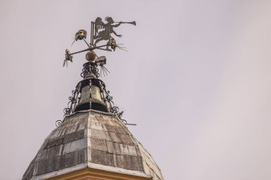 Modena 'daki saray komünü, İtalya' daki İngiliz belediye binası.