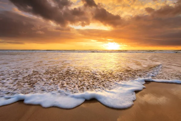 Sunrise Beach Whitewash Foreground — Stock Photo, Image