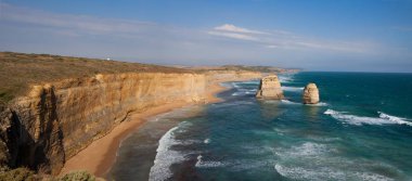 GOG ve Magog Gibson adım, Great Ocean Road, Victoria, Avustralya yer adlı dev kireçtaşı yığınları