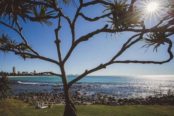 Soluppgång Med Burleigh Heads Guldkusten Australien — Stockfoto