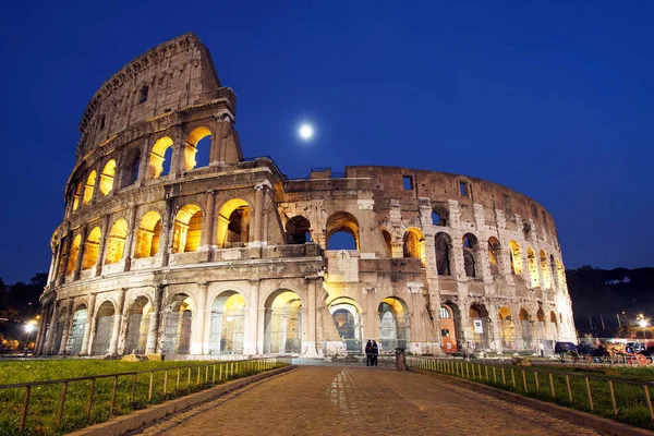 Vista Nocturna Del Increíble Coliseo Roma Italia — Foto de Stock