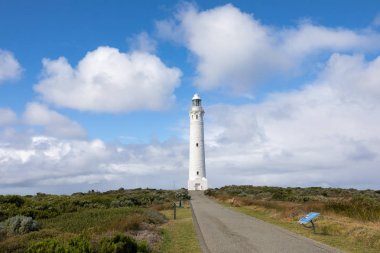 Cape Leeuwin Deniz Feneri, Hint Okyanusu'nun Güney Okyanusu ile buluştuğu Avustralya'nın en güneybatı noktası.