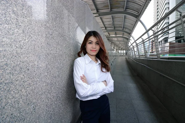 Wide Angle Shot Confident Young Asian Businesswoman Standing Positive Look — Stock Photo, Image