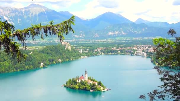 Flygfoto över sjön Bled i Slovenien — Stockvideo