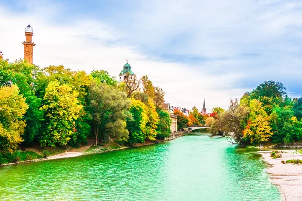 Paesaggio Autunnale Colorato Fronte Mueller Volksbad Fronte Fiume Isar Monaco — Foto Stock