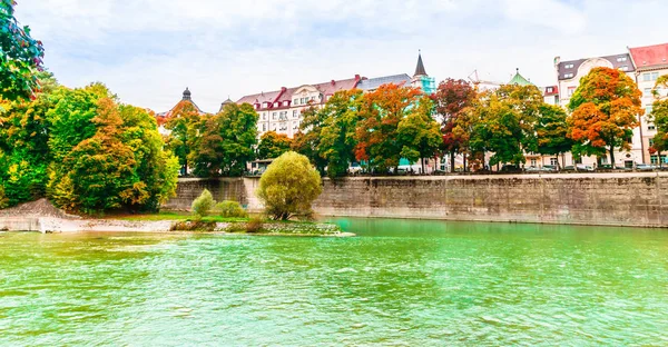 Vista Sobre Colorido Paisaje Otoñal Del Río Isar Munich Baviera — Foto de Stock