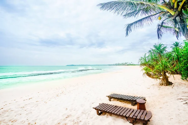 Tropical beach next of Tangalle - Sri Lanka — Stock Photo, Image