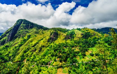 Küçük Adams tepe panoramik görünümünden Ella Rock Ella, Sri Lanka. 