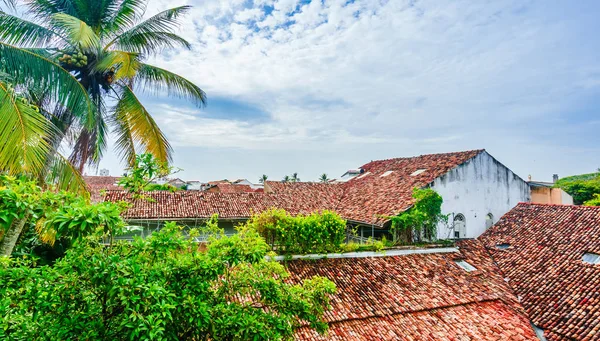 Stadsgezicht van koloniale gebouwen in de oude stad van Galle, Sri Lanka — Stockfoto
