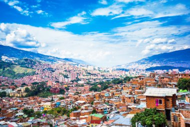 Medellin, Kolombiya Comuna 13 binaları üzerinde görünümü