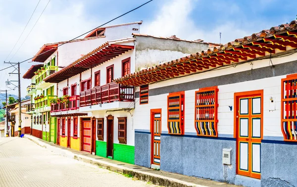 View on Jerico, Colombia, Antioquia, streets of the colonial city, Colombia — Stock Photo, Image